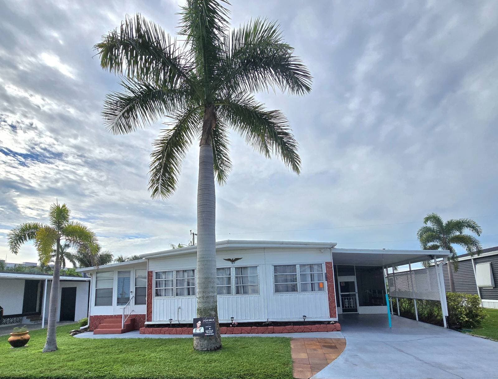 Manufactured home in North Fort Myers, FL 33903
