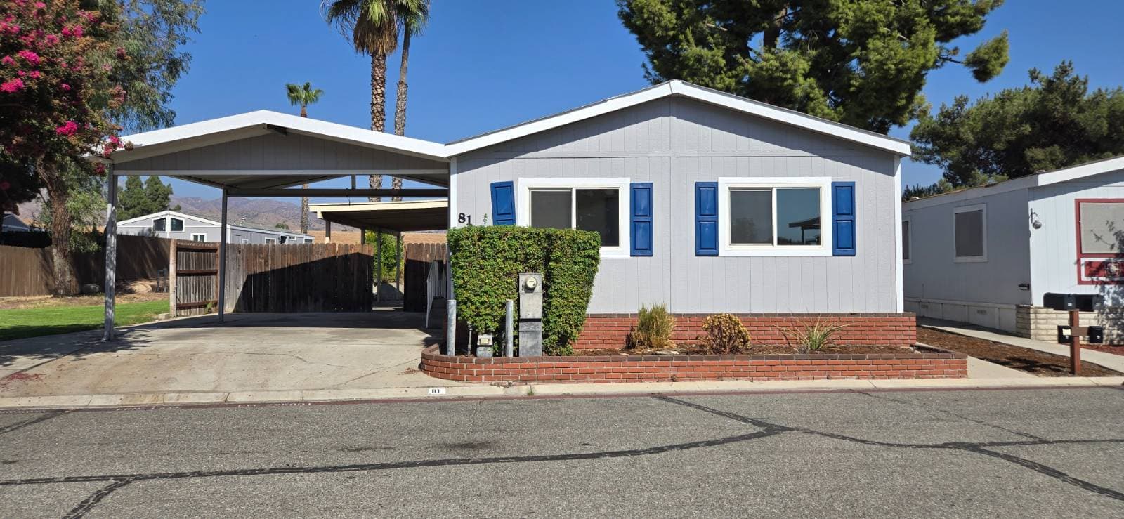 Manufactured home in Highland, CA 92346