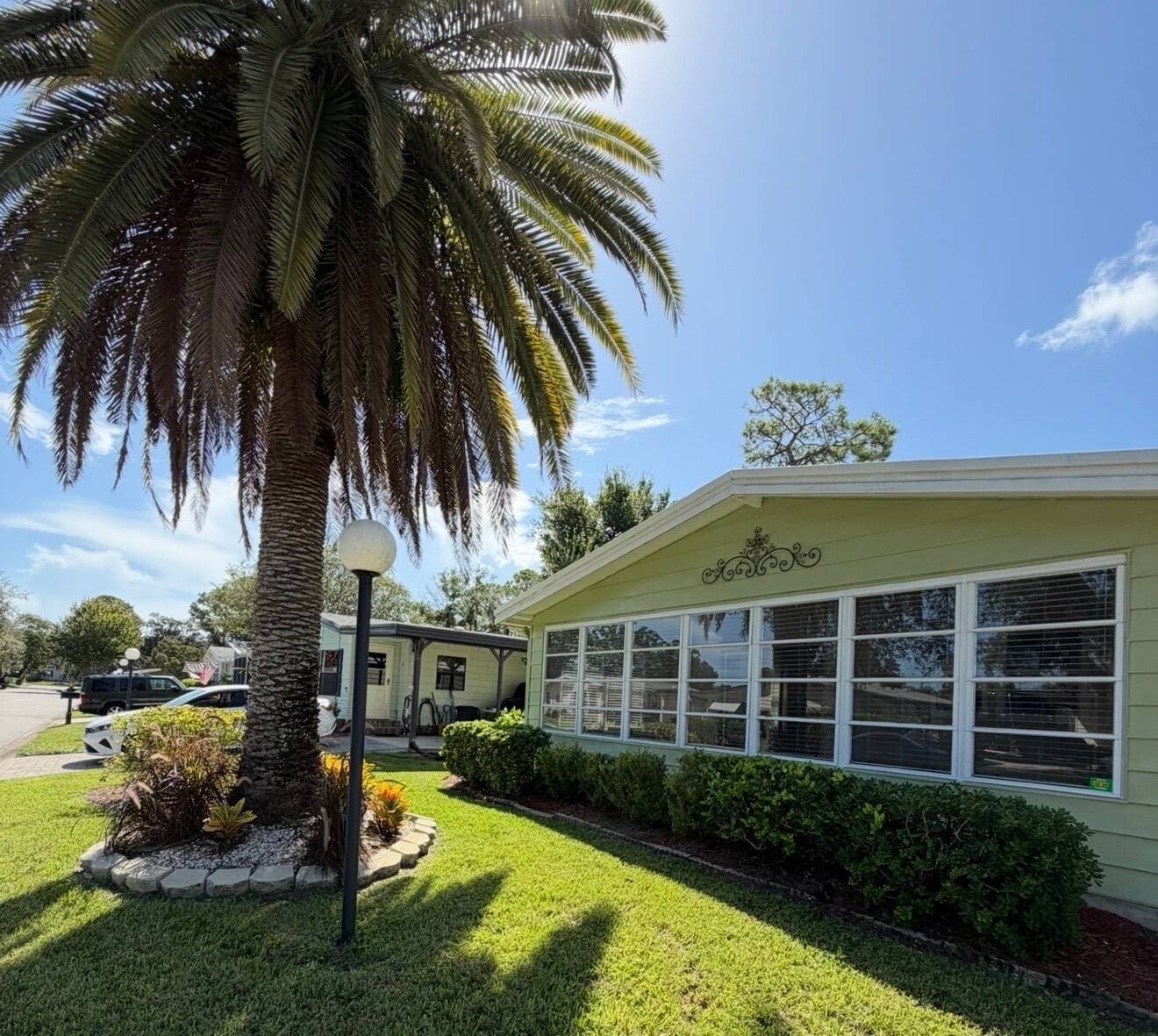 Manufactured home in Ormond Beach, FL 32174