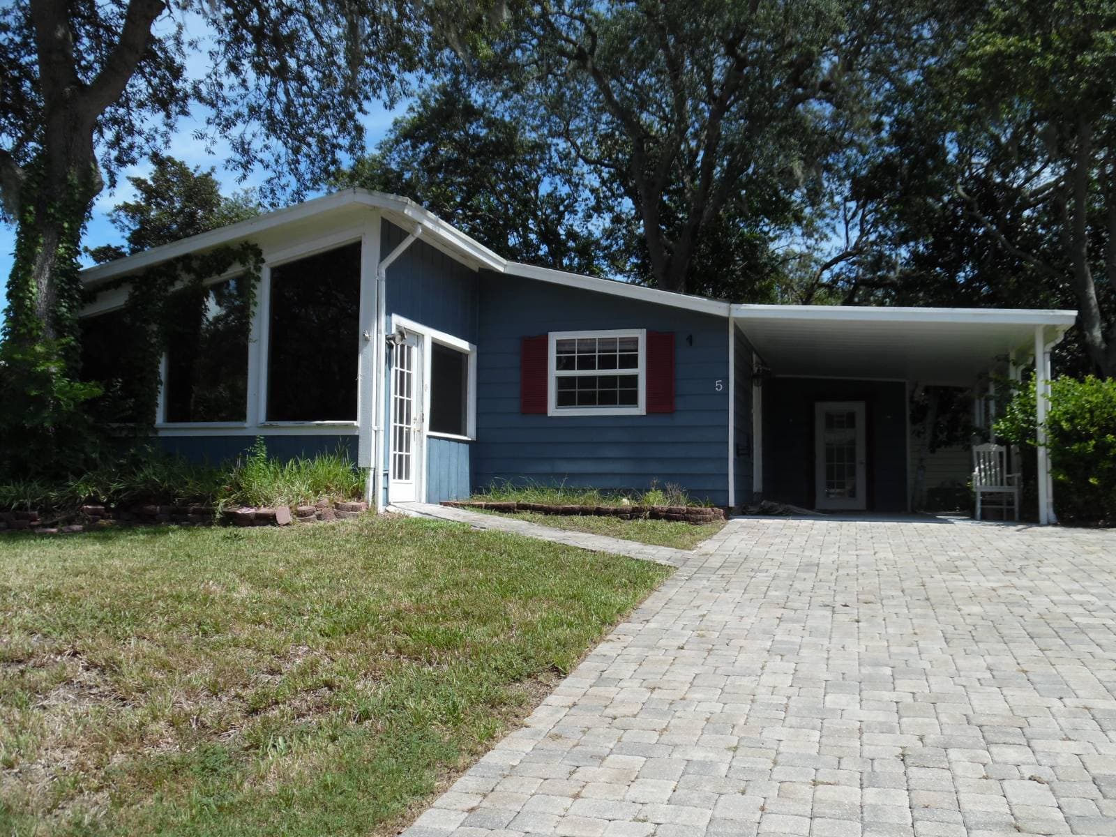 Manufactured home in Ormond Beach, FL 32174