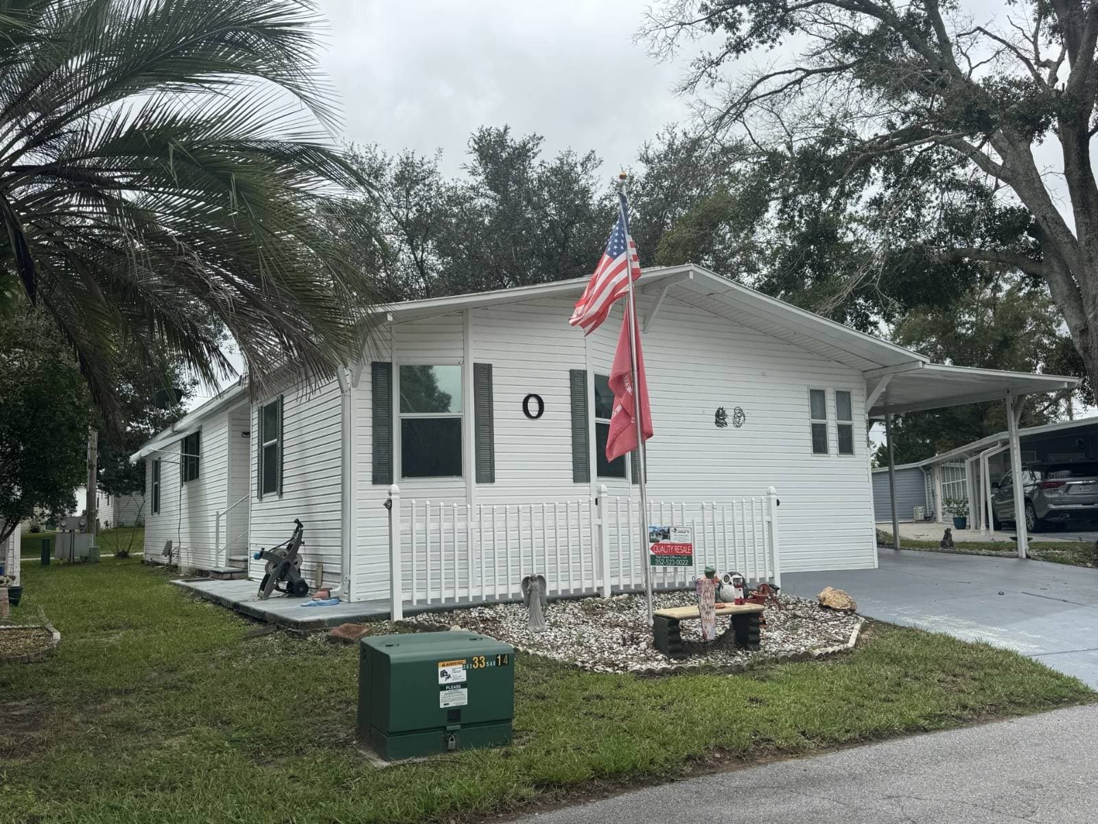 Manufactured home in Dade City, FL 33525