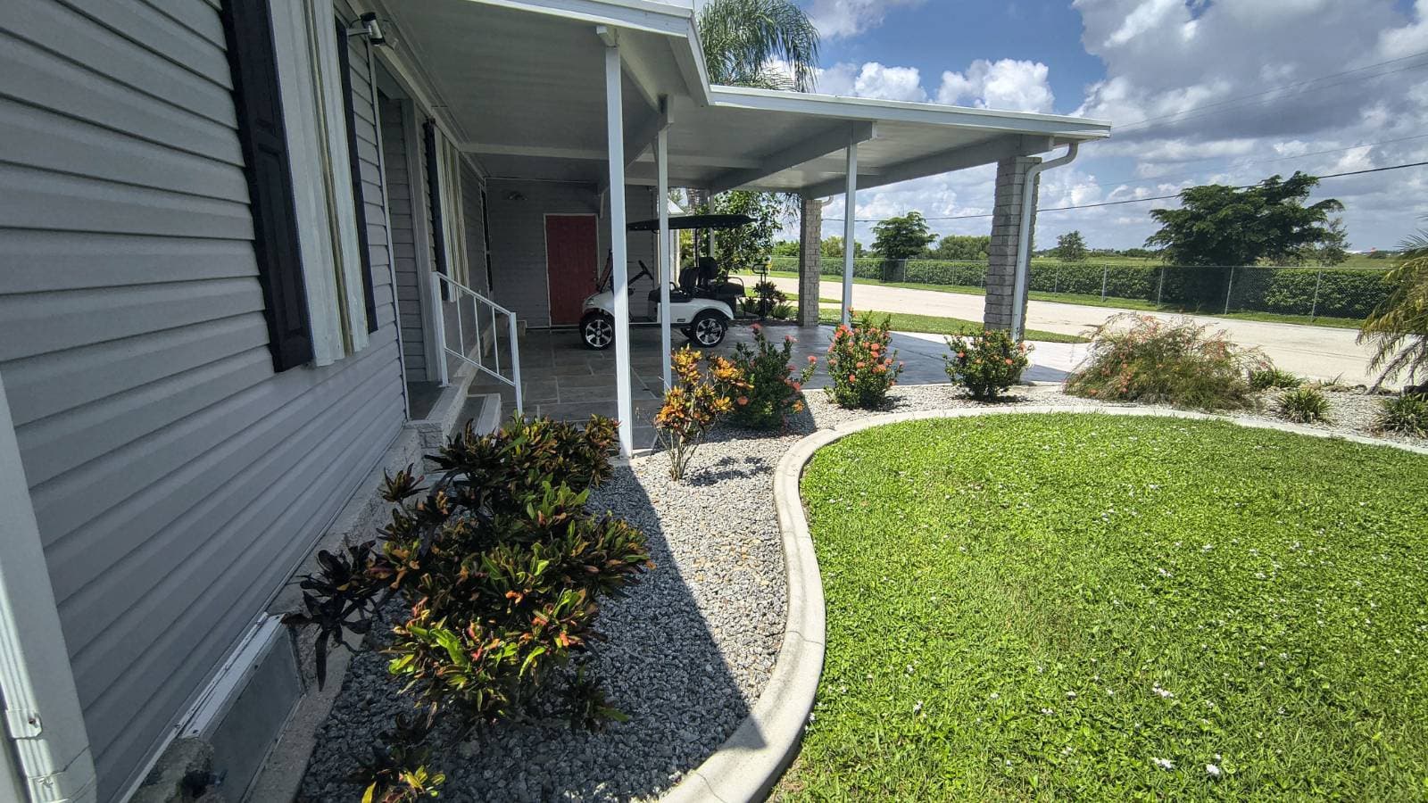 Manufactured home in Punta Gorda, FL 33982