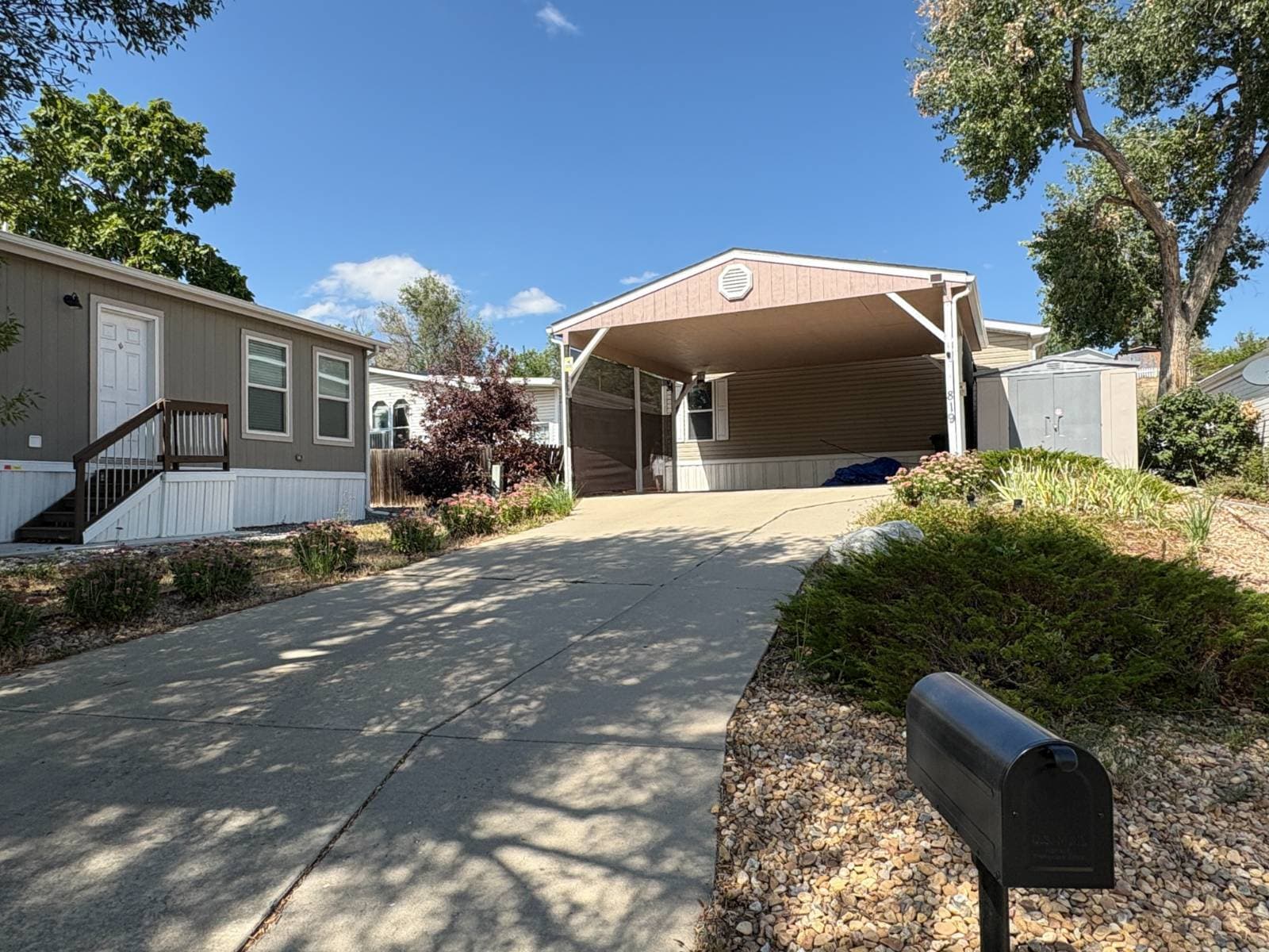 Manufactured home in Federal Heights, CO 80260
