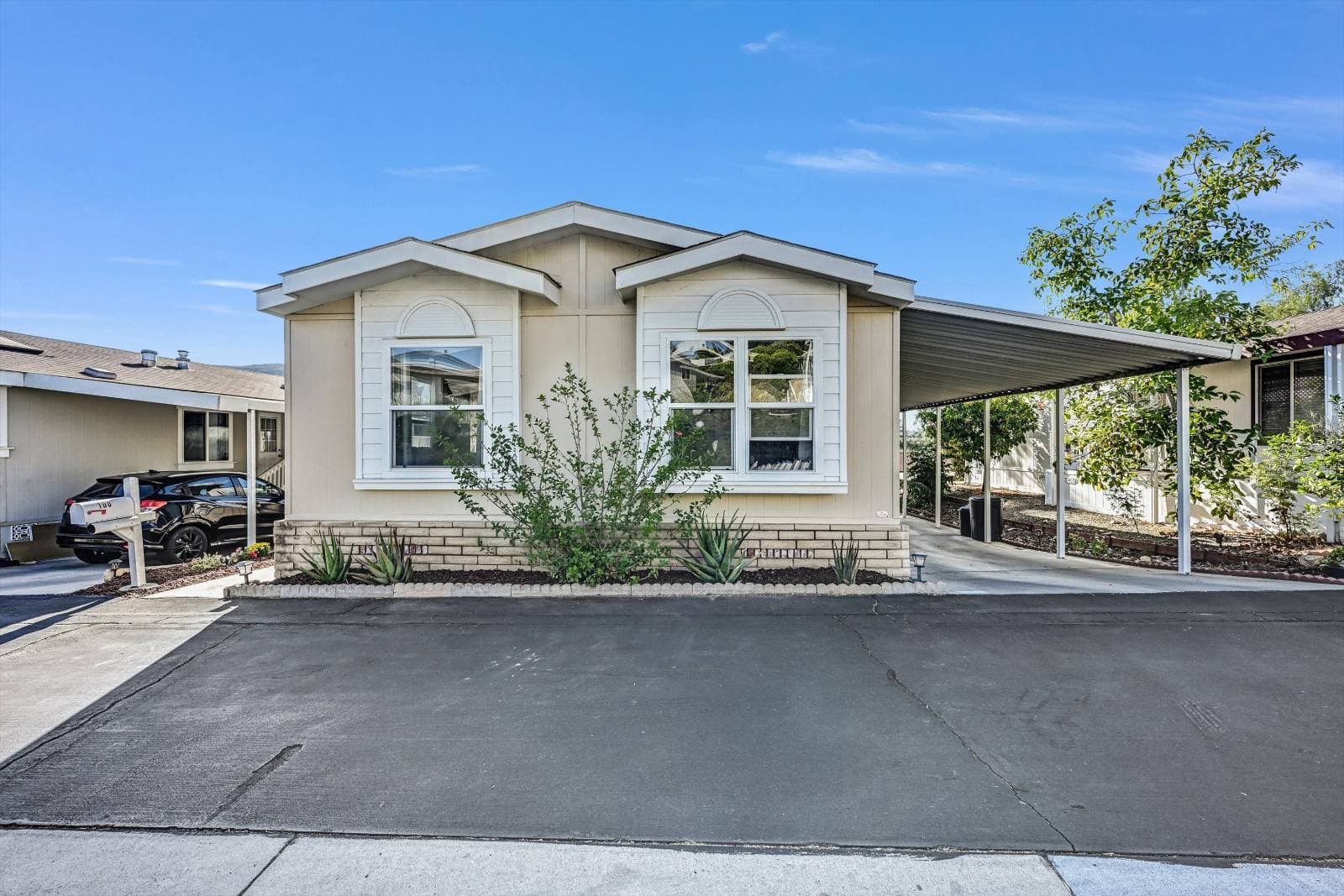 Manufactured home in Lakeside, CA 92040