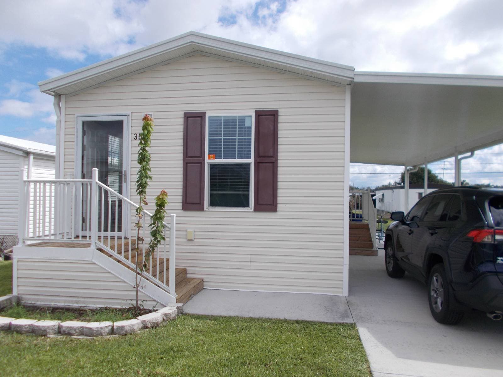 Manufactured home in Lakeland, FL 33815