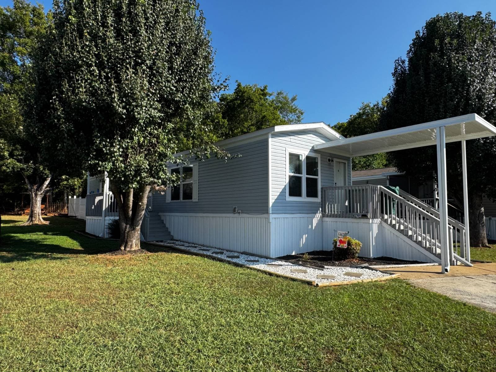 Manufactured home in Rossville, GA 30741