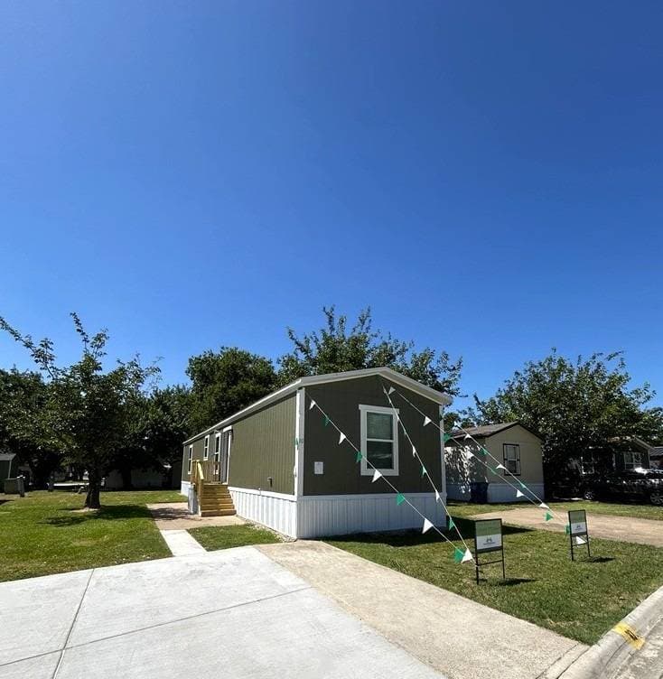Manufactured home in Hutchins, TX 75141