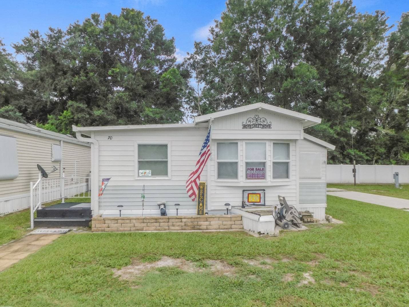 Manufactured home in Zephyrhills, FL 33541