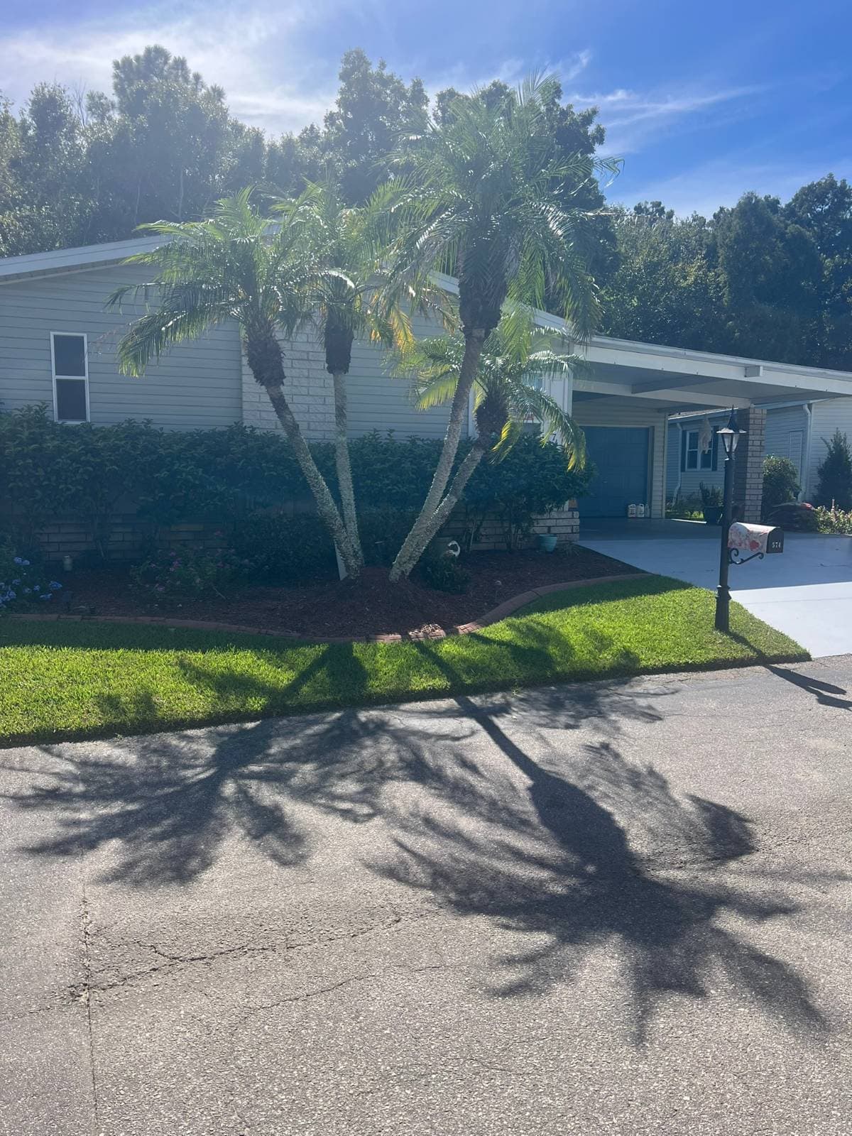 Manufactured home in Auburndale, FL 33823