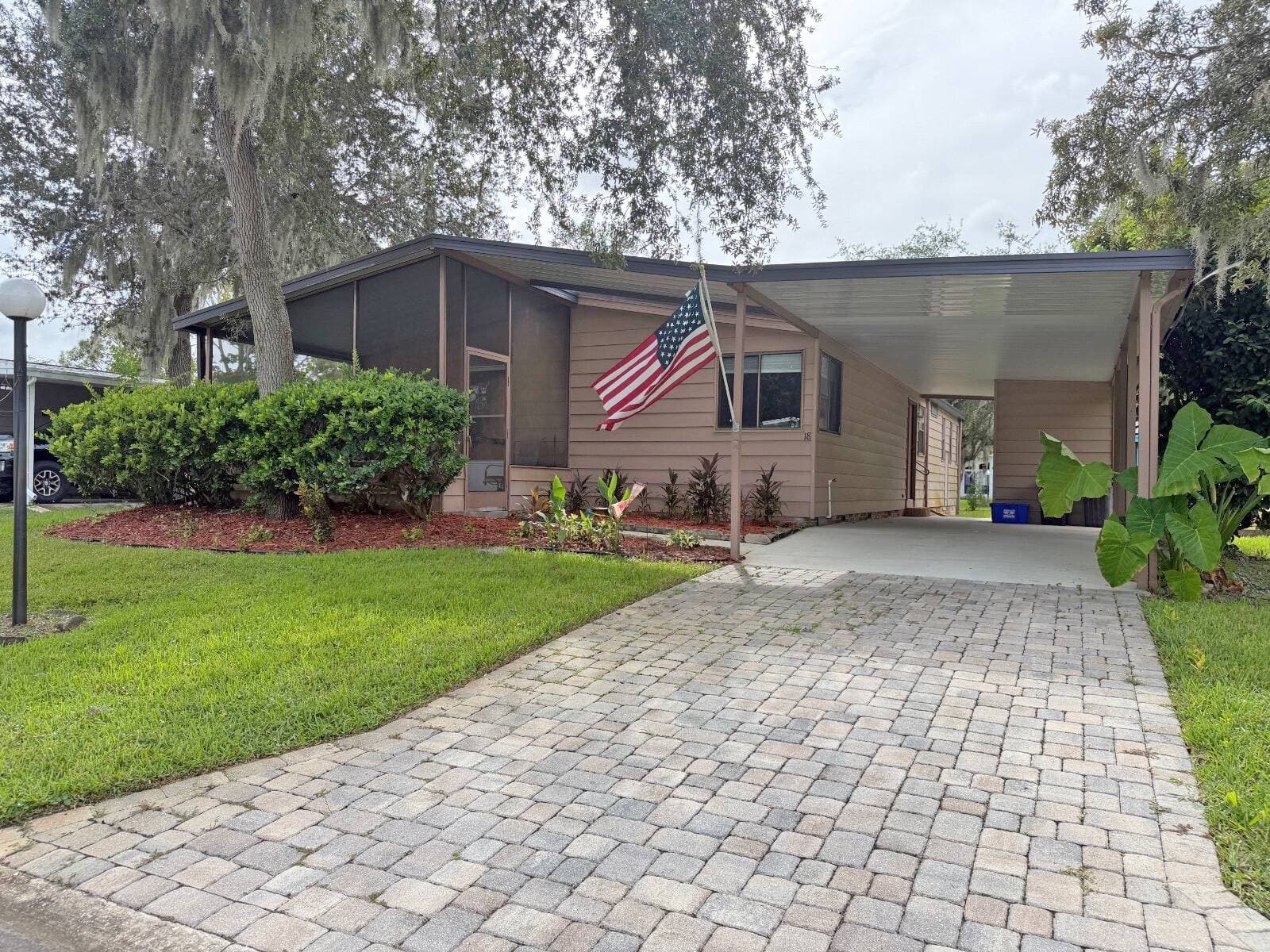 Manufactured home in Ormond Beach, FL 32174