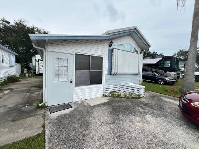 Manufactured home in Clearwater, FL 33759