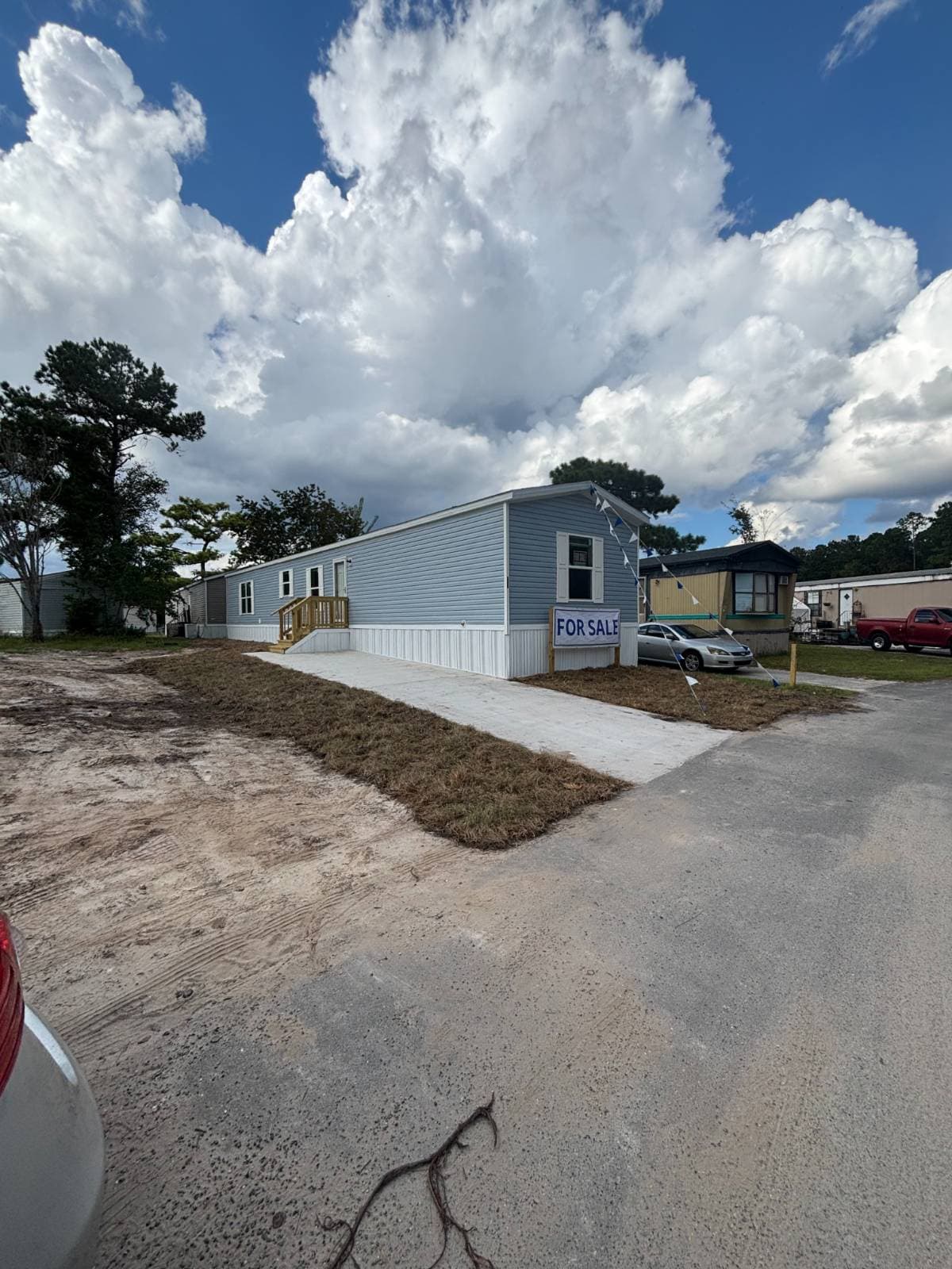 Manufactured home in Jacksonville, FL 32244