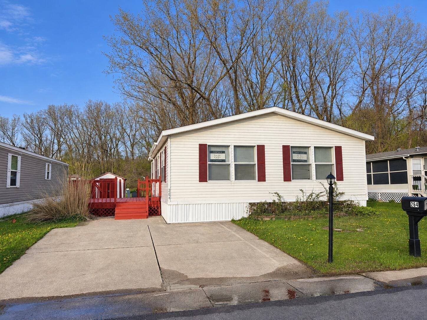 Manufactured home in Valparaiso, IN 46383