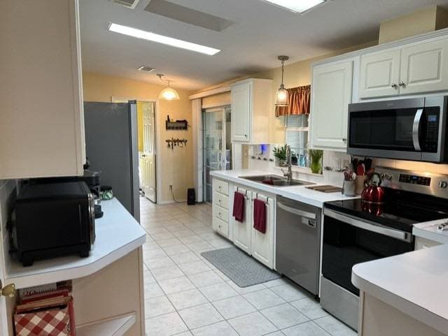 Manufactured home in Parrish, FL 34219