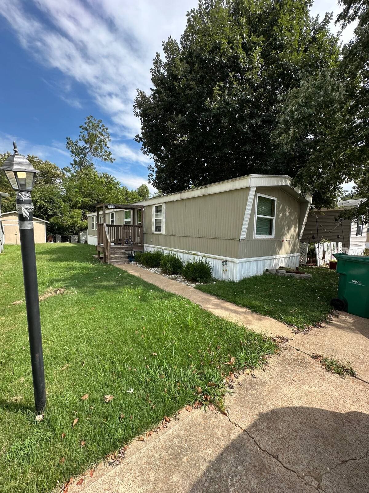 Manufactured home in Fenton, MO 63026