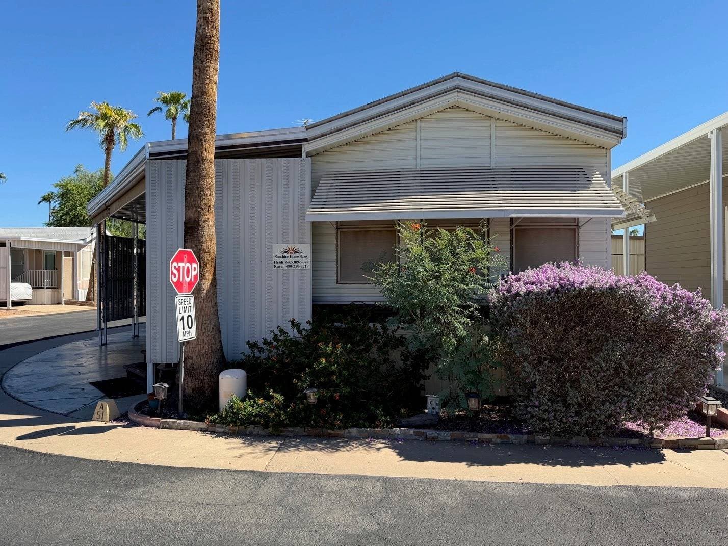 Manufactured home in Mesa, AZ 85205