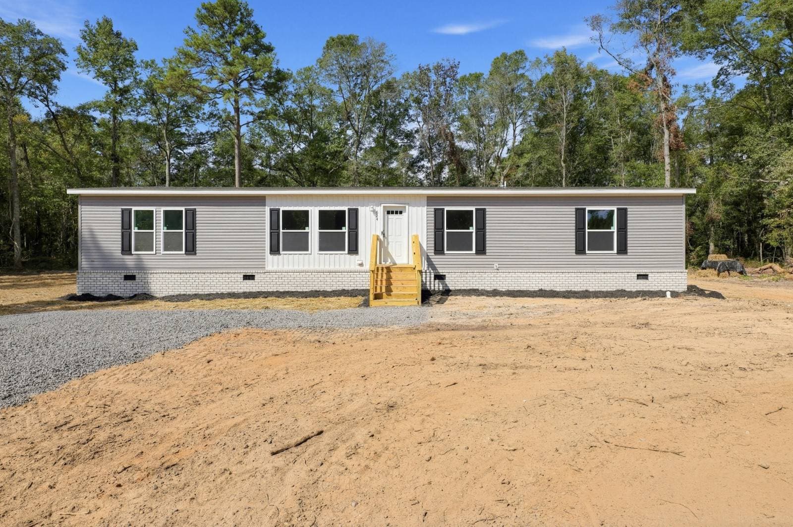 Manufactured home in Bowman, SC 29018