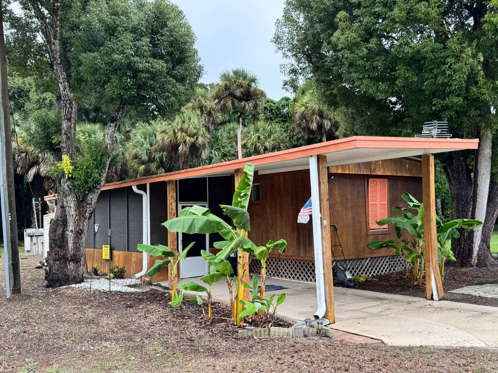 Manufactured home in Port Orange, FL 32127