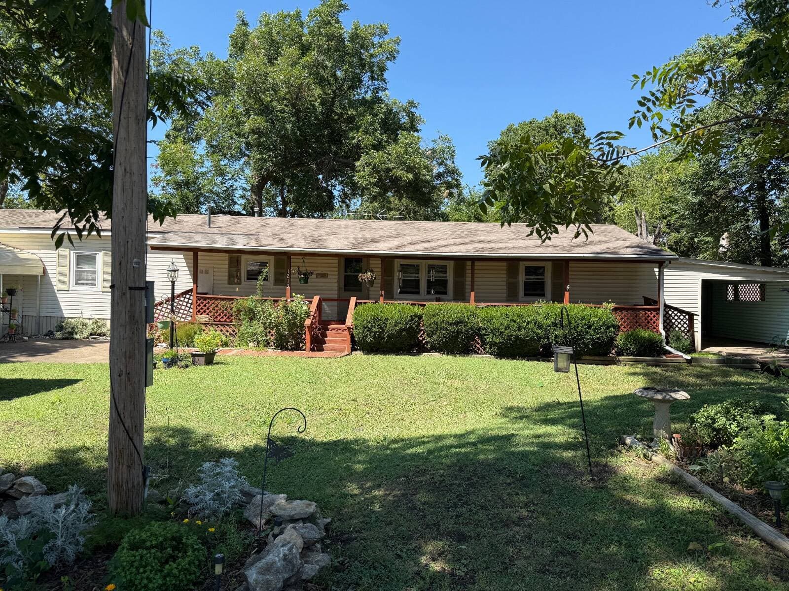 Manufactured home in Oswego, KS 67356