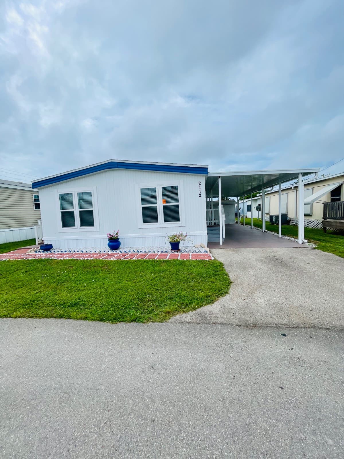 Manufactured home in Naples, FL 34110