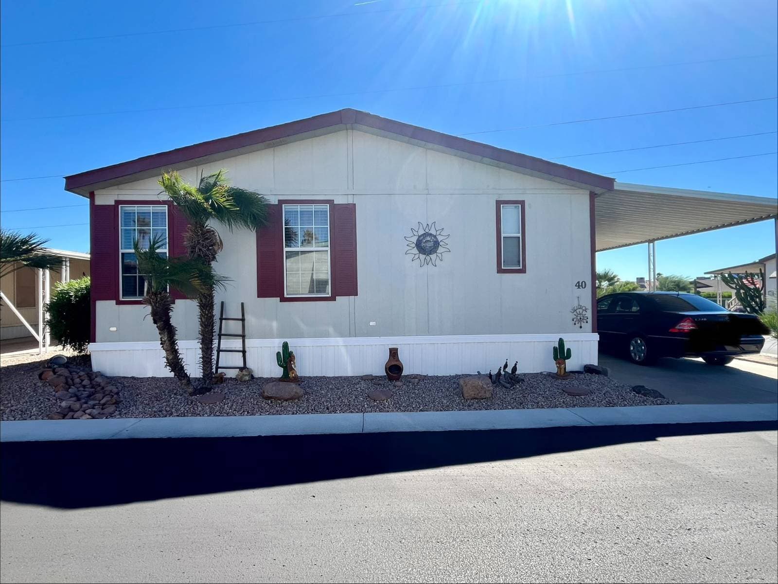 Manufactured home in Mesa, AZ 85207