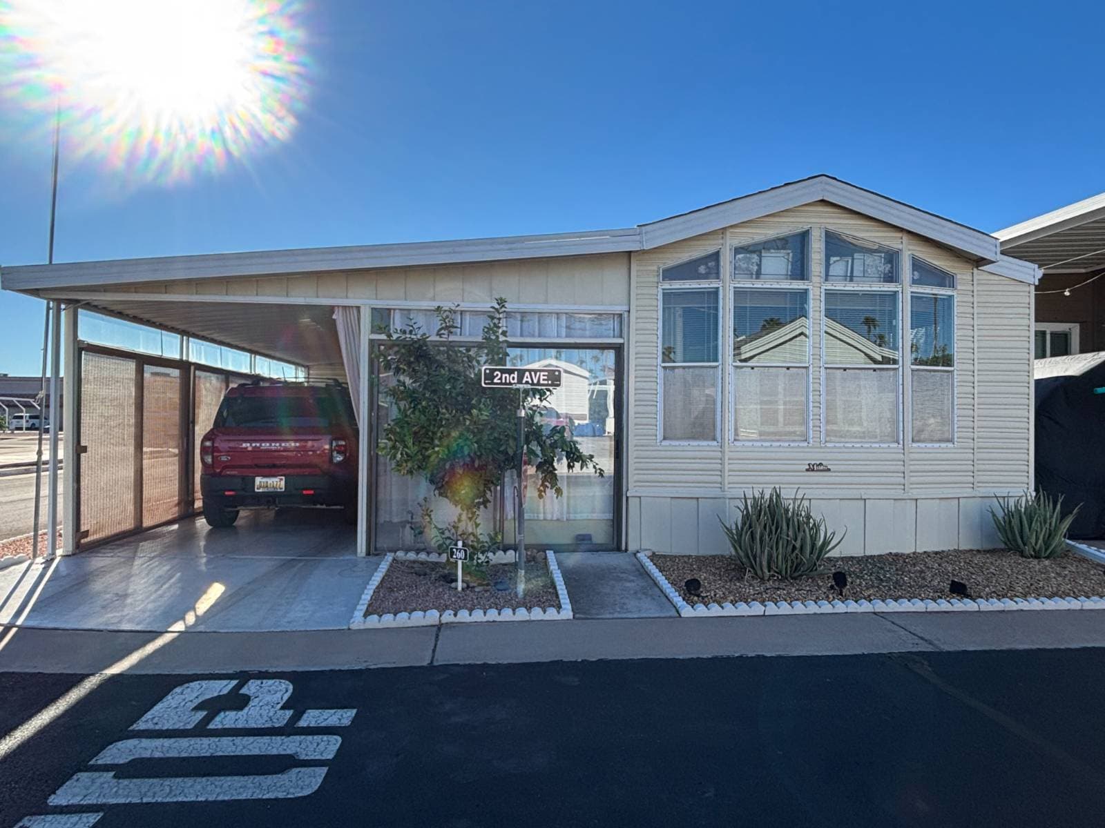 Manufactured home in Mesa, AZ 85205