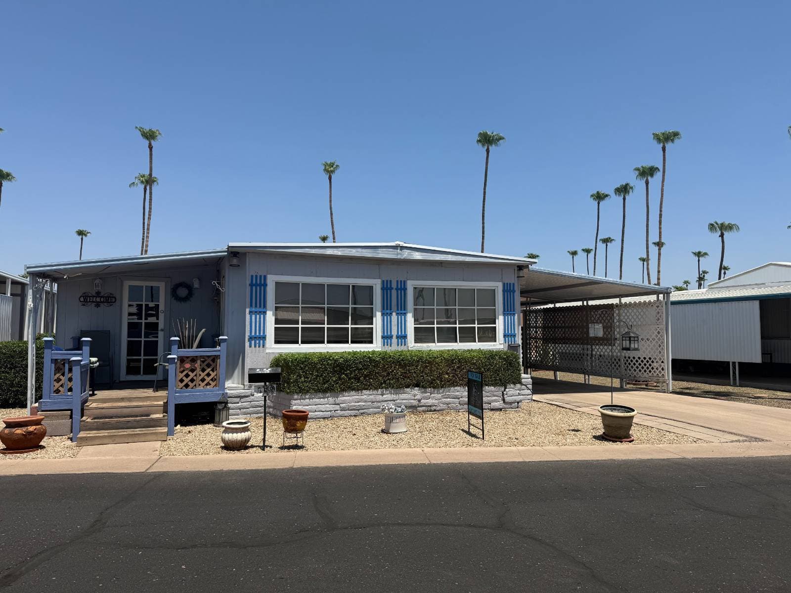 Manufactured home in Mesa, AZ 85204