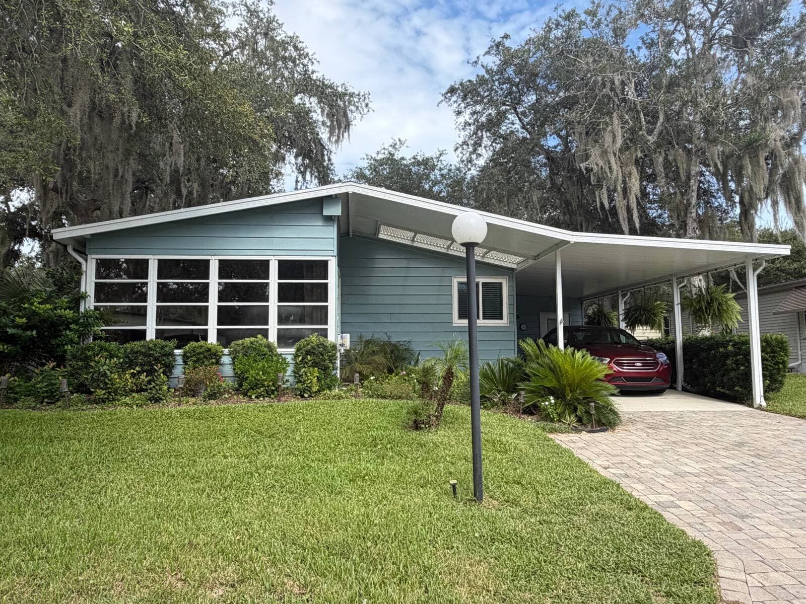 Manufactured home in Ormond Beach, FL 32174