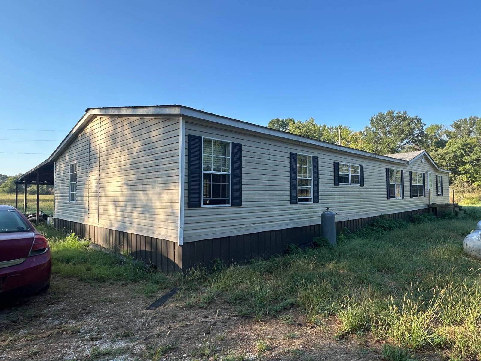 Manufactured home in Strawberry, AR 72469