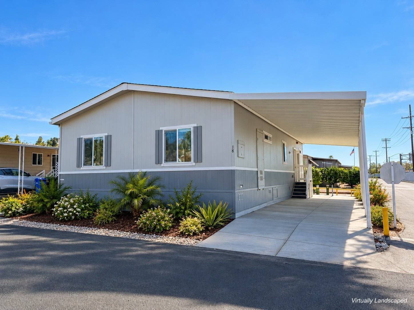 Manufactured home in Vista, CA 92083
