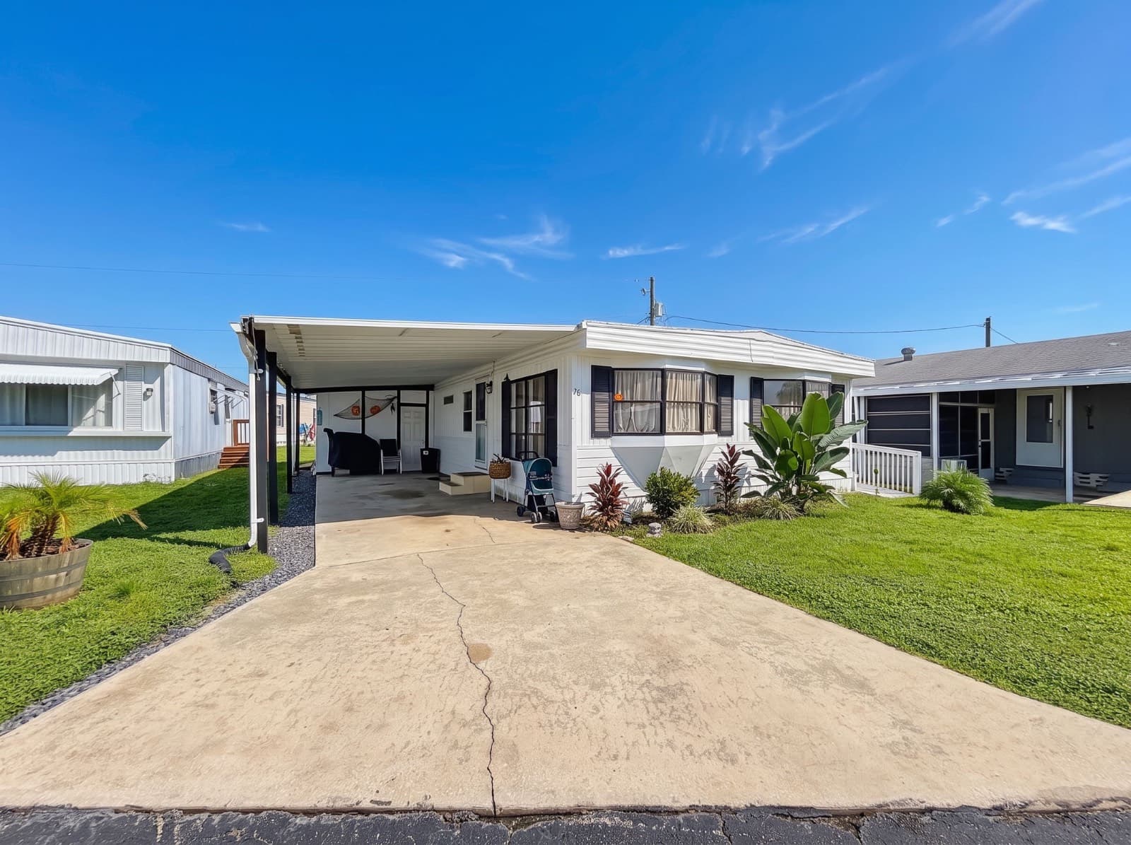 Manufactured home in Winter Haven, FL 33881