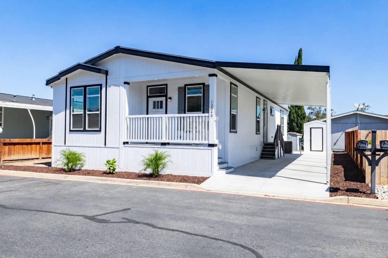Manufactured home in Poway, CA 92064