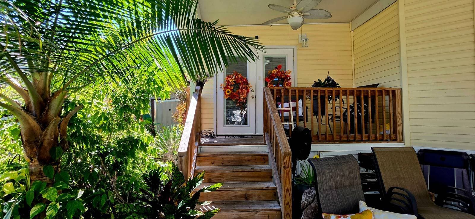 Manufactured home in Dover, FL 33527