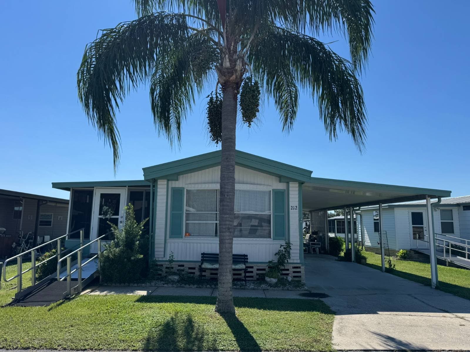 Manufactured home in Mulberry, FL 33860