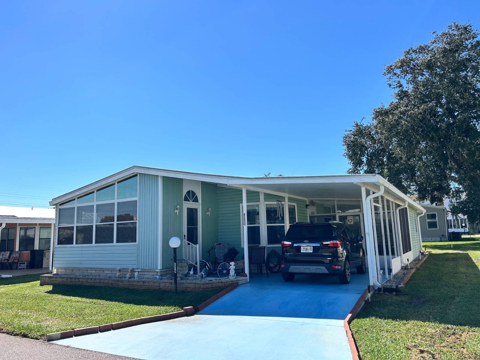 Manufactured home in ZEPHYRHILLS, FL 33541