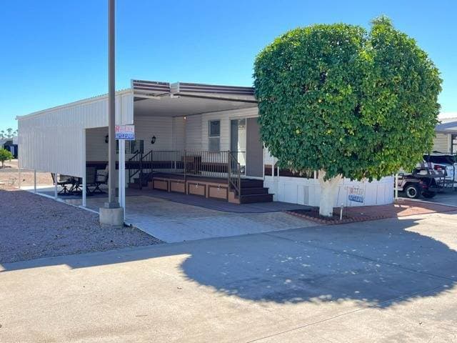 Manufactured home in Mesa, AZ 85205