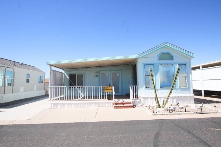 1 Bed, 1 Bath on Wide Lot