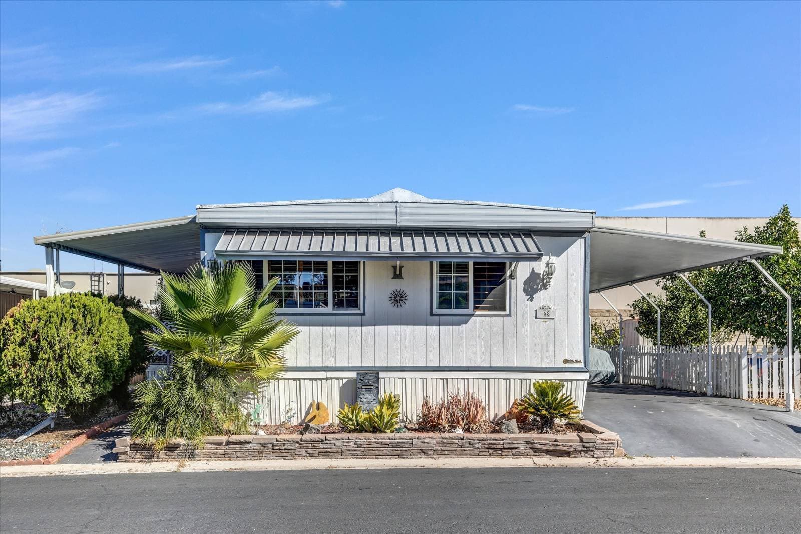 Manufactured home in Santee, CA 92071