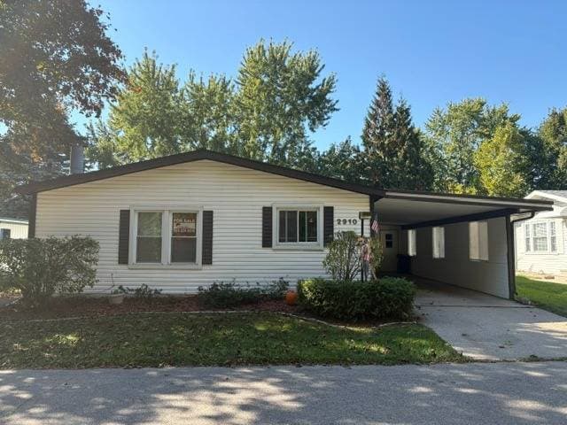 Manufactured home in Rochester Hills, MI 48309