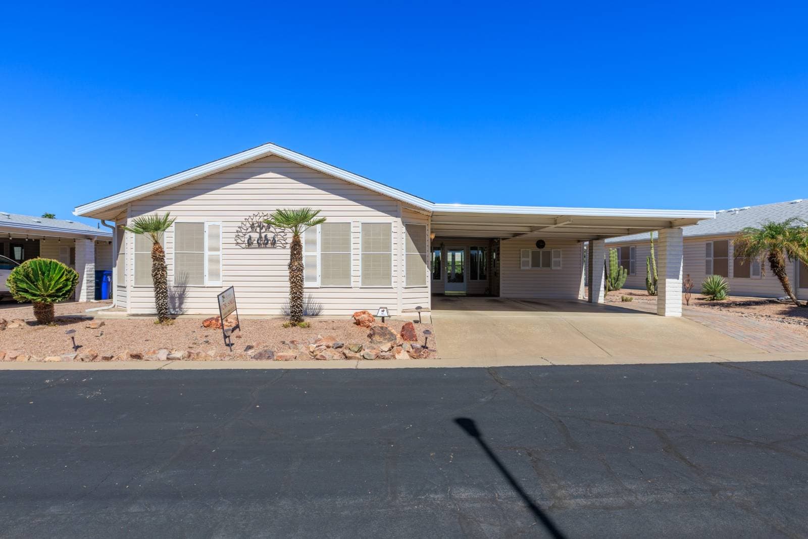 Manufactured home in Mesa, AZ 85205