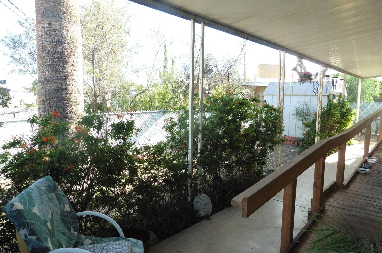 Nicely landscaped side yard