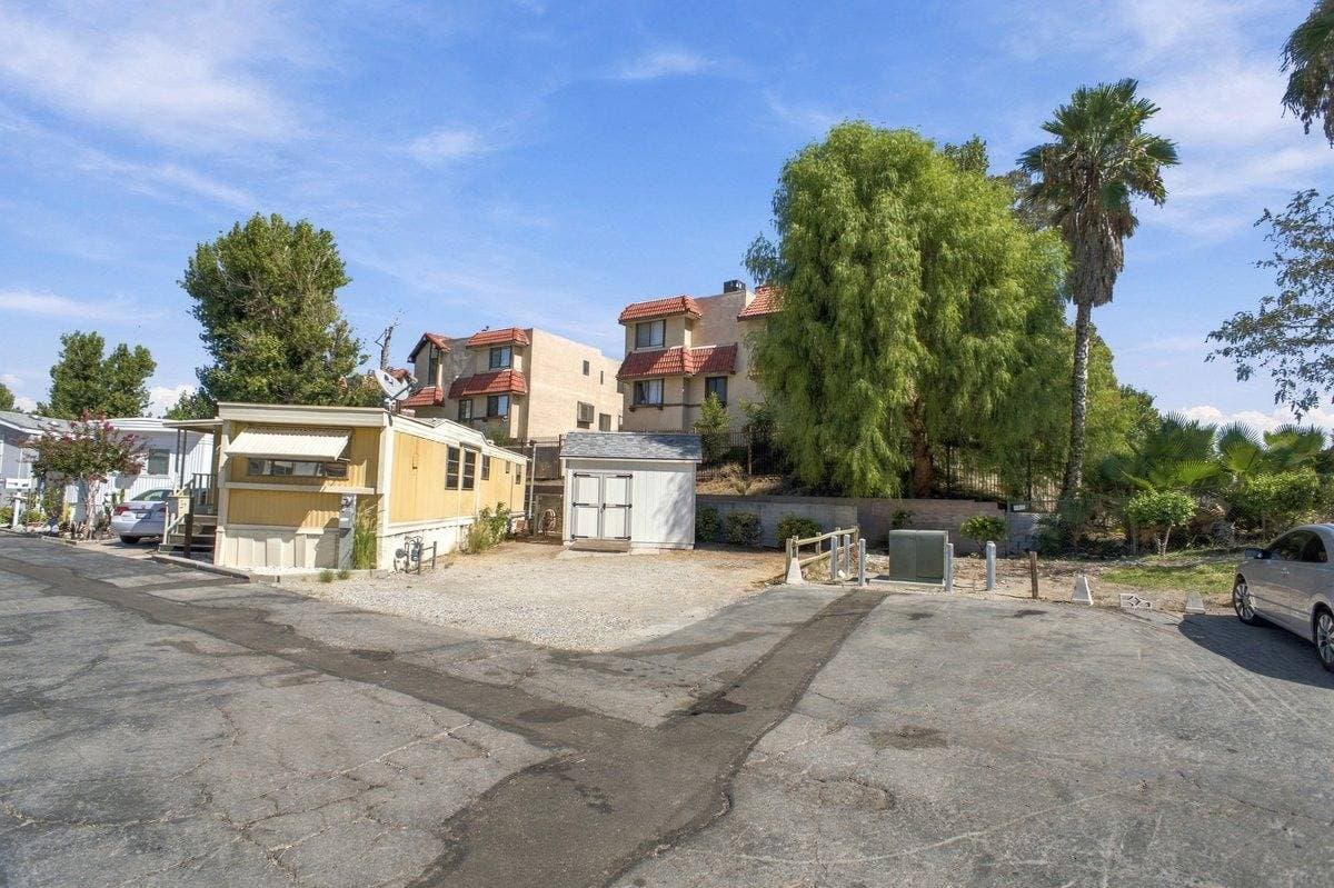 Great Corner Lot Location with big yard