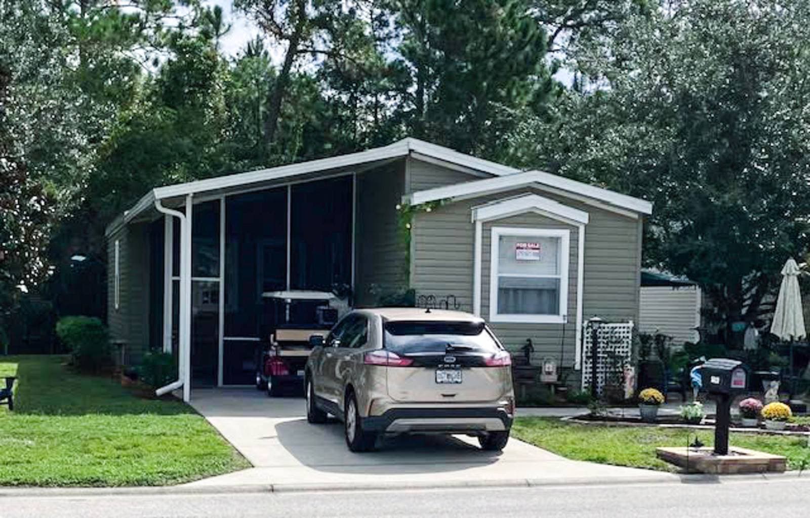 Manufactured home in Elkton, FL 32033