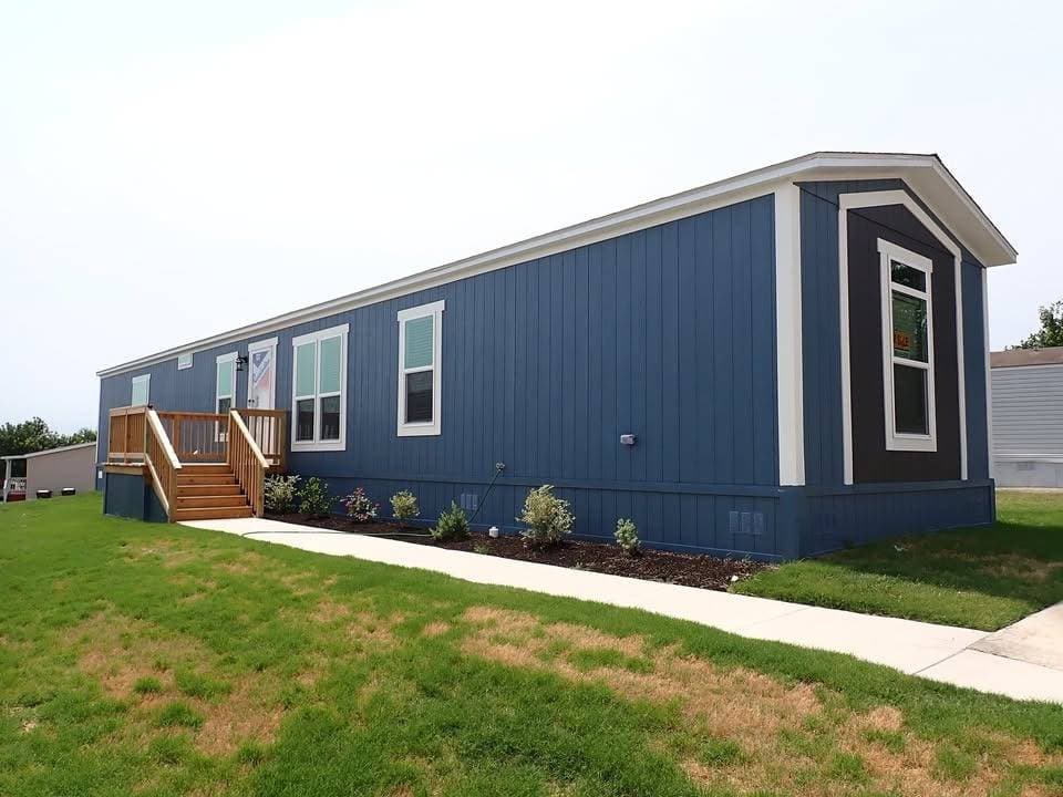 Manufactured home in Converse, TX 78109