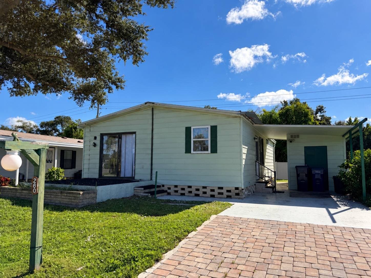 Manufactured home in Palmetto, FL 34221
