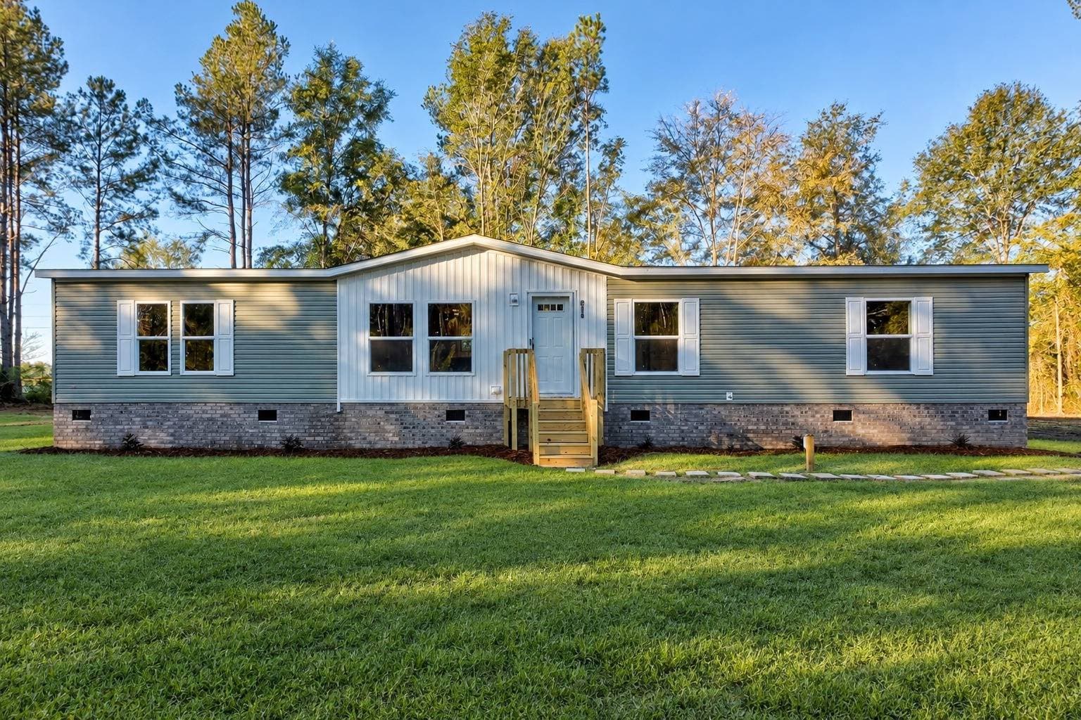 Manufactured home in Gadsden, SC 29052