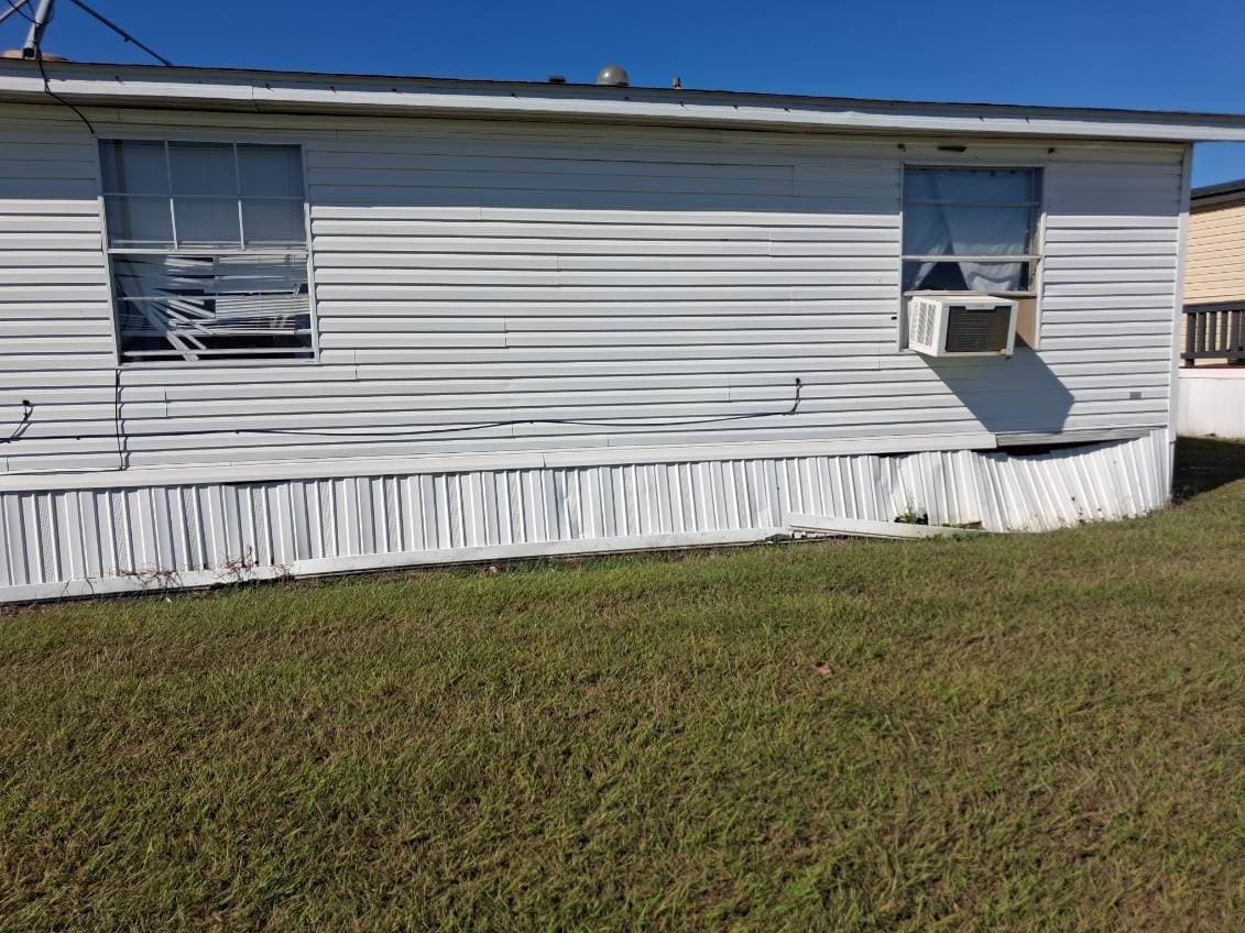 Manufactured home in WILMER, TX 75172