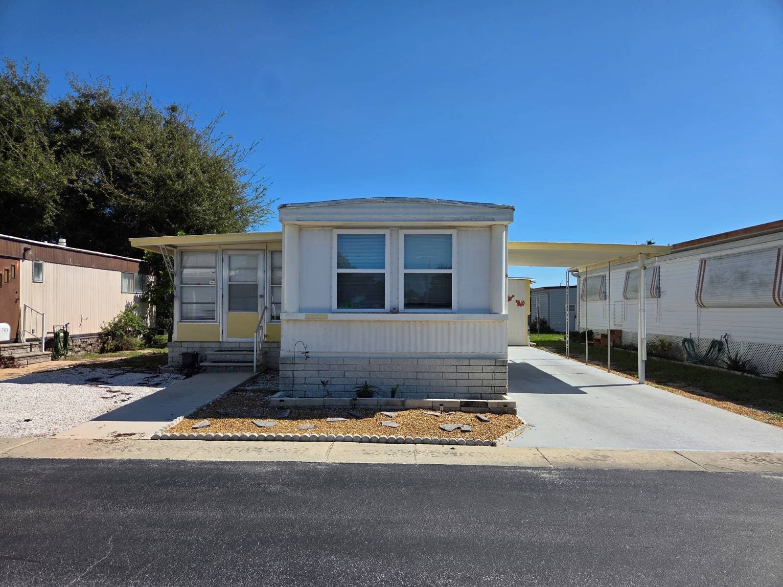 Manufactured home in New Port Richey, FL 34653