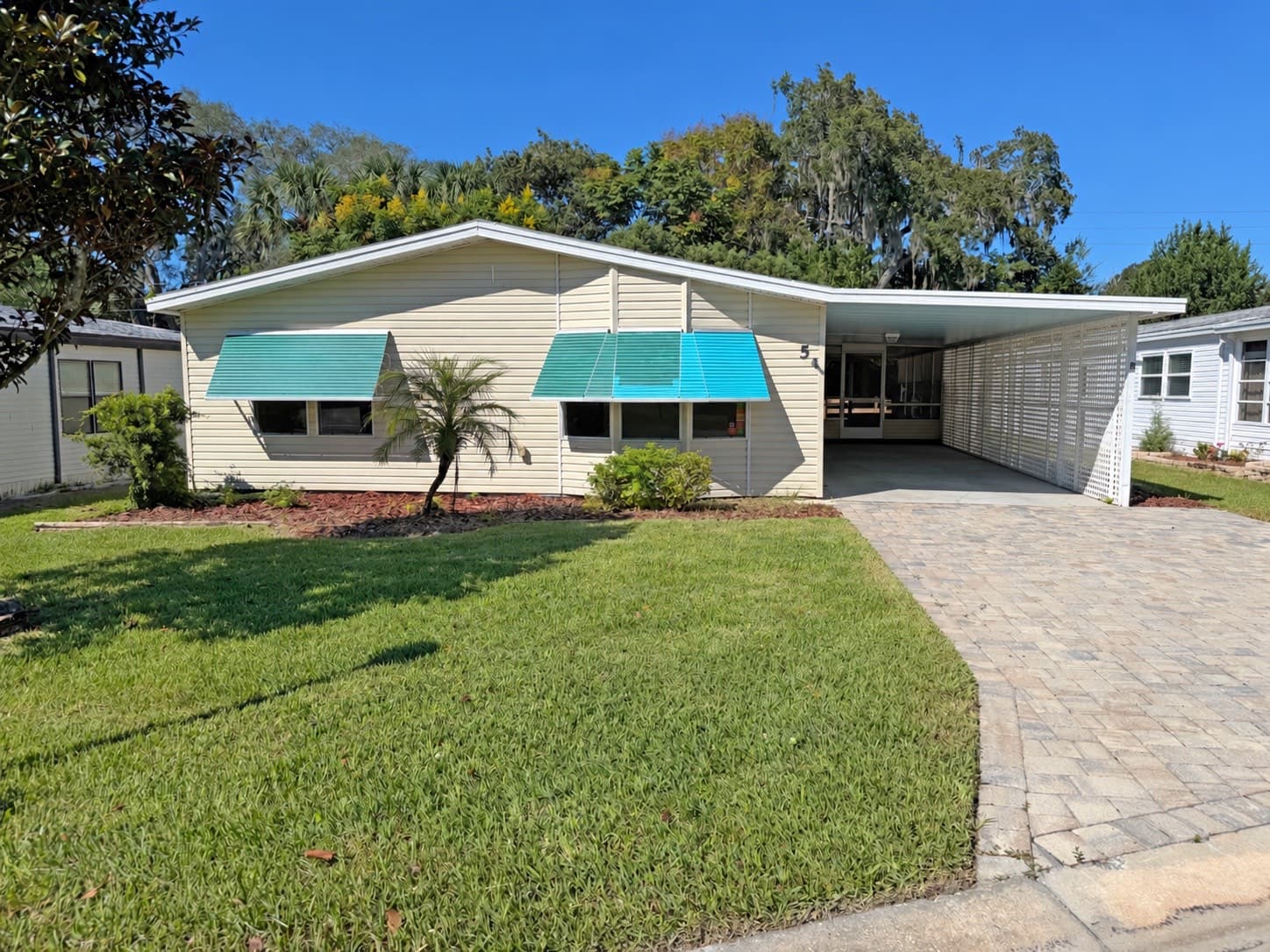 Manufactured home in Ormond Beach, FL 32174