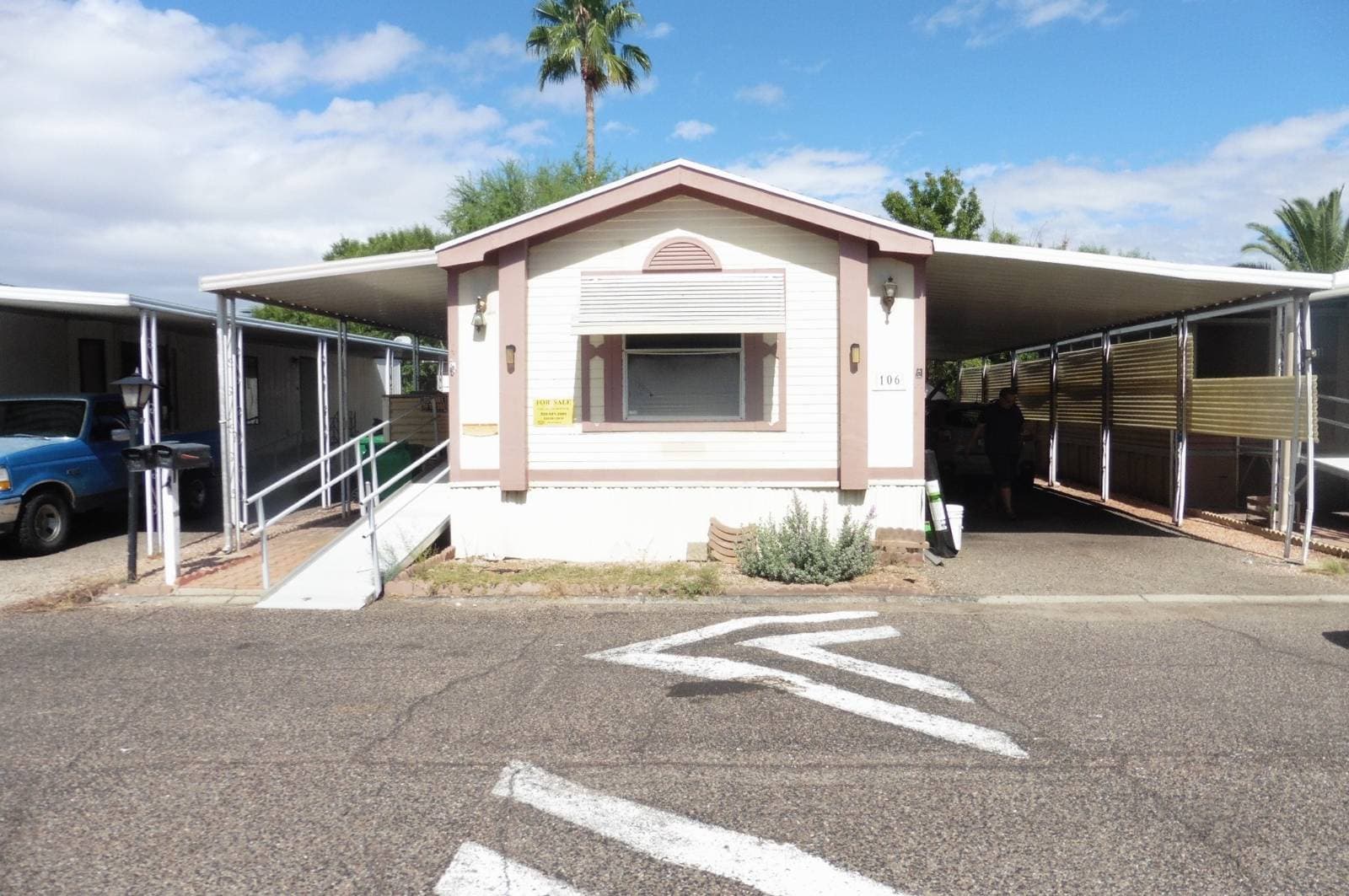 Manufactured home in Tucson, AZ 85705